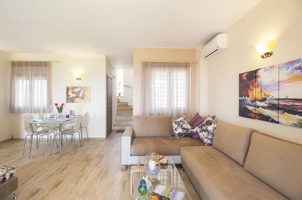 Villa Nefeli - Akti Salonikiou A Ágios Nikólaos Extérieur photo